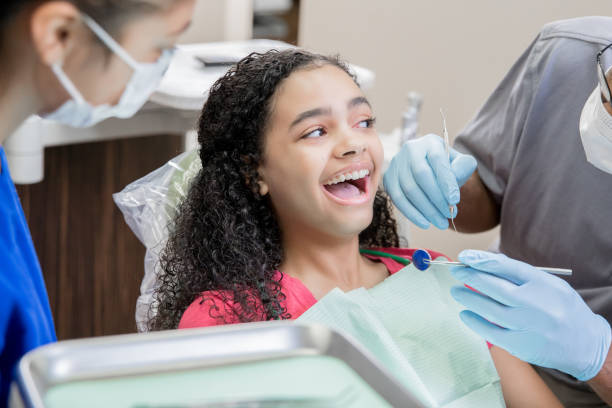 Best Weekend Emergency Dentist in Curtice, OH